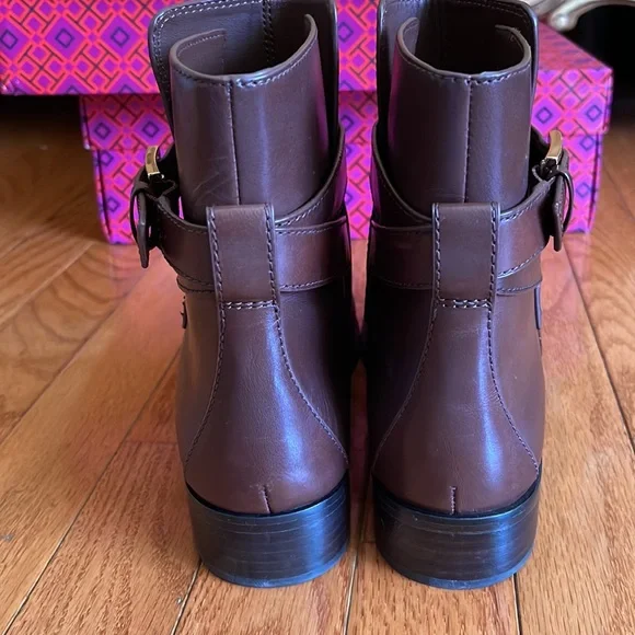 Tory Burch Brown Ankle Boots - Picture 11 of 16